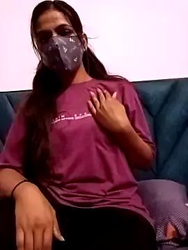 Siyana_fuckingrock from StripChat is Freechat