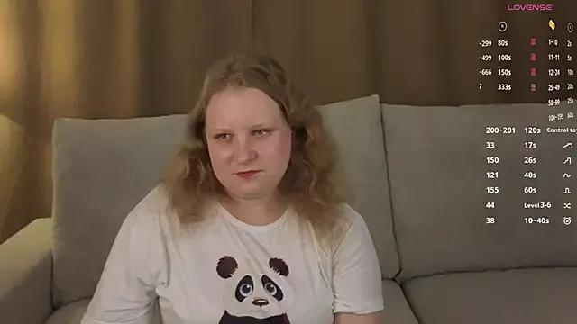 Skarlet_Austin from StripChat is Freechat