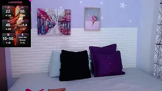 SKARLETTV1 from StripChat is Freechat
