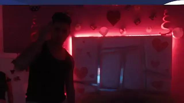 Explore our live girls sluts from our Custom and Multi clubs and checkout exclusive access to highly interactive content, such as shape, hair, titties, pussy type and many more.