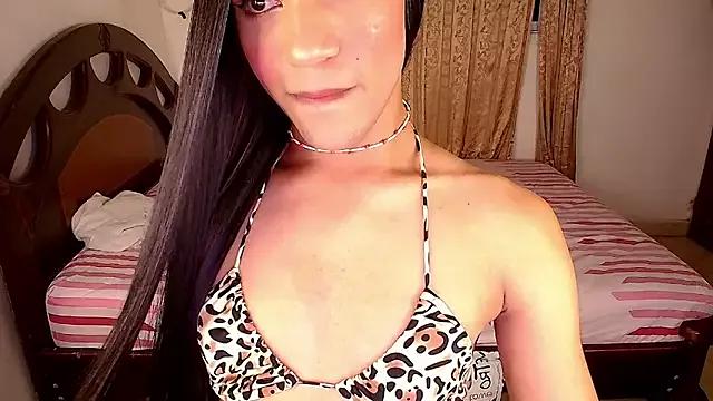 Skylargm555 webcams show profile image 