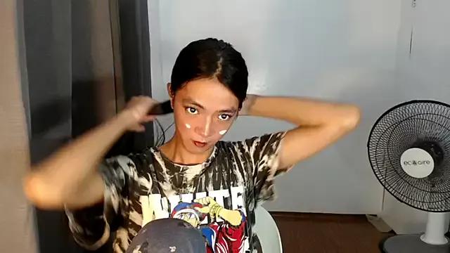 slimladyxoxo from StripChat is Freechat