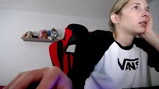SmokerLety webcams show profile image 