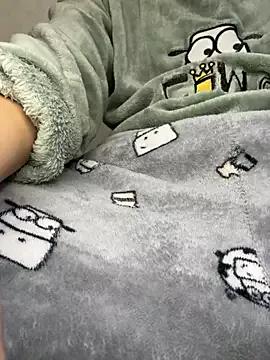 snowmelt1 from StripChat is Freechat