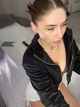 Explore our live girls sluts from our Custom and Multi clubs and checkout exclusive access to highly interactive content, such as shape, hair, titties, pussy type and many more.