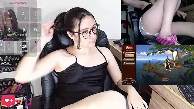 sobresalinaa from StripChat is Freechat