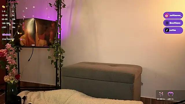 Explore our live girls sluts from our Custom and Multi clubs and checkout exclusive access to highly interactive content, such as shape, hair, titties, pussy type and many more.