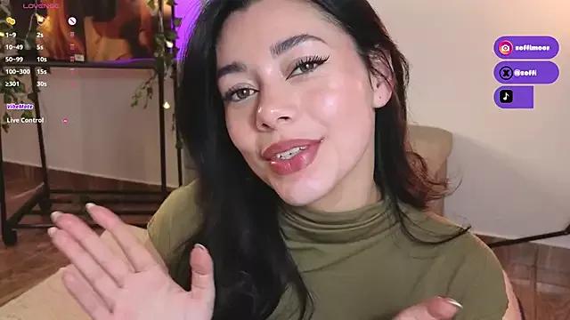Soffimoon_ from StripChat