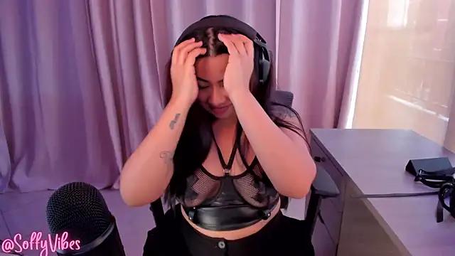 Explore our live girls sluts from our Custom and Multi clubs and checkout exclusive access to highly interactive content, such as shape, hair, titties, pussy type and many more.