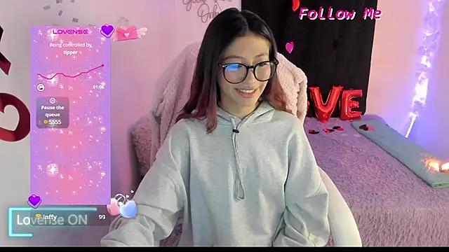 Explore our live girls sluts from our Custom and Multi clubs and checkout exclusive access to highly interactive content, such as shape, hair, titties, pussy type and many more.
