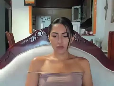 Explore our live girls sluts from our Custom and Multi clubs and checkout exclusive access to highly interactive content, such as shape, hair, titties, pussy type and many more.
