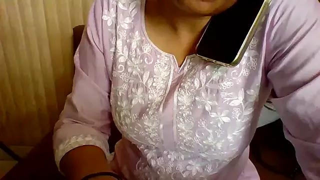 Sofiaji6969 from StripChat is Freechat