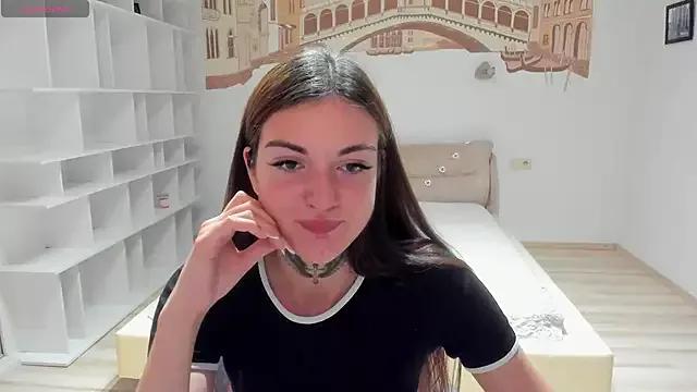 SofiaMeyer from StripChat is Freechat