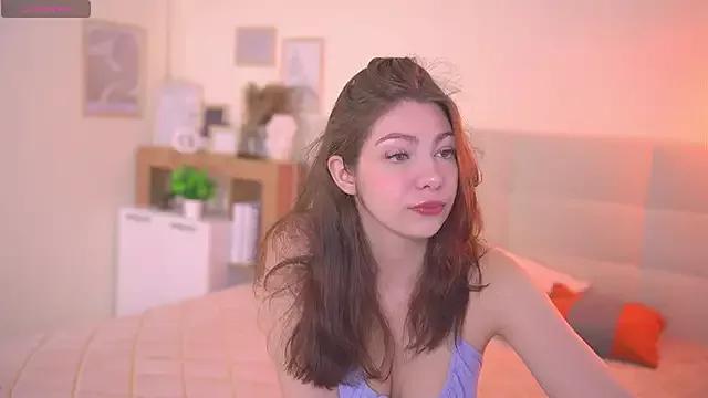 Explore our live girls sluts from our Custom and Multi clubs and checkout exclusive access to highly interactive content, such as shape, hair, titties, pussy type and many more.