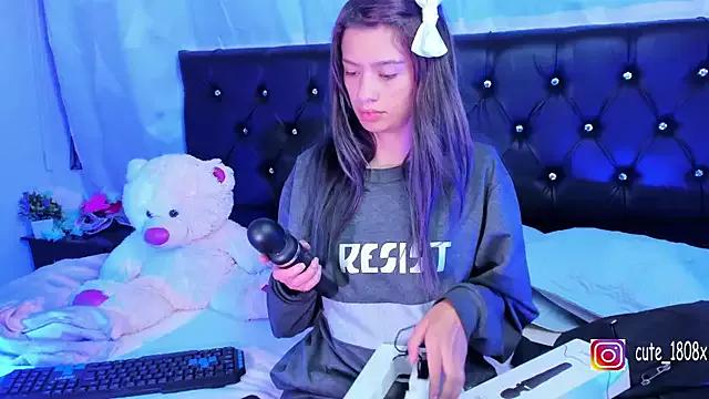 Sofiia_cute_ from StripChat is Freechat
