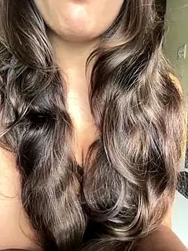 Photos of Sofiyaa_39 from StripChat is Freechat