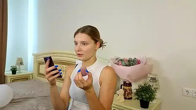 SoftBliss from StripChat is Freechat