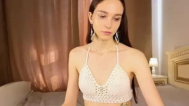 Explore our live girls sluts from our Custom and Multi clubs and checkout exclusive access to highly interactive content, such as shape, hair, titties, pussy type and many more.