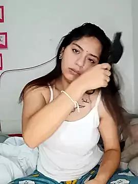 Photos of SoftLady_S33 from StripChat is Freechat