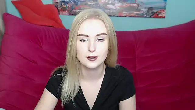 SofySofty from StripChat is Freechat