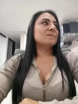 Explore our live girls sluts from our Custom and Multi clubs and checkout exclusive access to highly interactive content, such as shape, hair, titties, pussy type and many more.