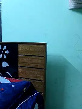 Soloqueentamil from StripChat is Freechat