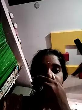 Soniyatelugu23 webcams show profile image 
