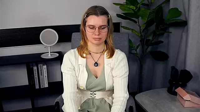 SonjaMilbradt webcams show profile image 