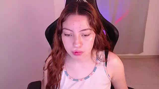 Explore our live girls sluts from our Custom and Multi clubs and checkout exclusive access to highly interactive content, such as shape, hair, titties, pussy type and many more.