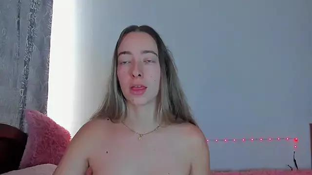 Explore our live girls sluts from our Custom and Multi clubs and checkout exclusive access to highly interactive content, such as shape, hair, titties, pussy type and many more.