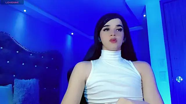 Sophia_Stonee from StripChat is Freechat