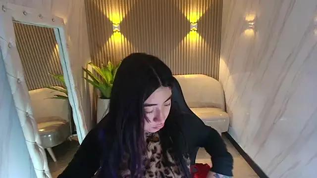 Explore our live girls sluts from our Custom and Multi clubs and checkout exclusive access to highly interactive content, such as shape, hair, titties, pussy type and many more.
