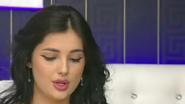 Explore our live girls sluts from our Custom and Multi clubs and checkout exclusive access to highly interactive content, such as shape, hair, titties, pussy type and many more.