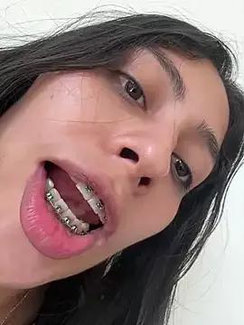 Explore our live girls sluts from our Custom and Multi clubs and checkout exclusive access to highly interactive content, such as shape, hair, titties, pussy type and many more.