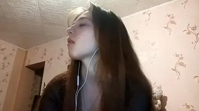 Sophiecuttie from StripChat is Freechat