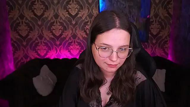 Explore our live girls sluts from our Custom and Multi clubs and checkout exclusive access to highly interactive content, such as shape, hair, titties, pussy type and many more.