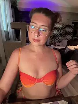 sophielove888 from StripChat is Freechat