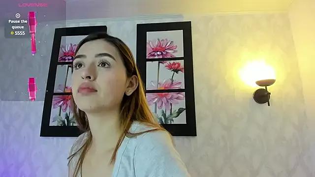 SophieRousse from StripChat is Freechat