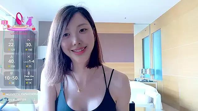 Explore our live girls sluts from our Custom and Multi clubs and checkout exclusive access to highly interactive content, such as shape, hair, titties, pussy type and many more.