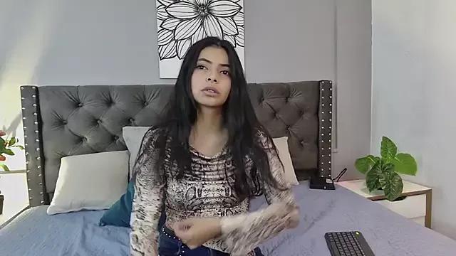 sophiielust from StripChat is Freechat