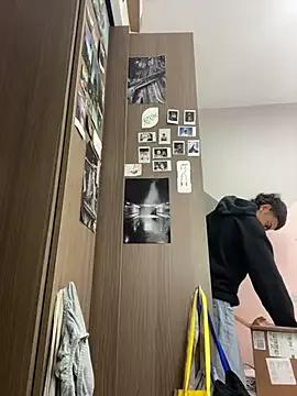 sorry-mom69 from StripChat
