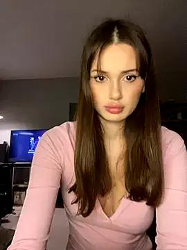 SoShyEmmyyy from StripChat