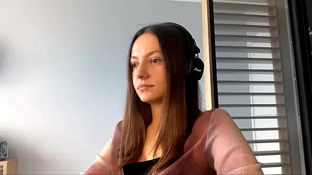 SoulHiperAgne_ from StripChat is Freechat