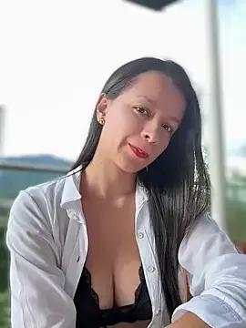 Explore our live girls sluts from our Custom and Multi clubs and checkout exclusive access to highly interactive content, such as shape, hair, titties, pussy type and many more.