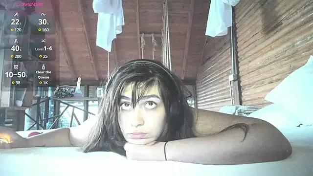 soysara15 from StripChat