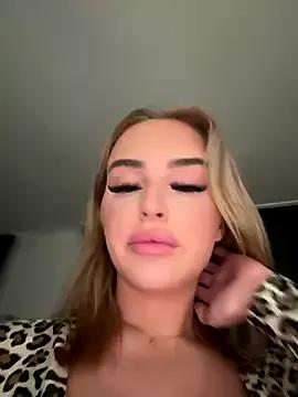 Spicycharxx webcams show profile image 