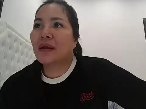 Explore our live girls sluts from our Custom and Multi clubs and checkout exclusive access to highly interactive content, such as shape, hair, titties, pussy type and many more.