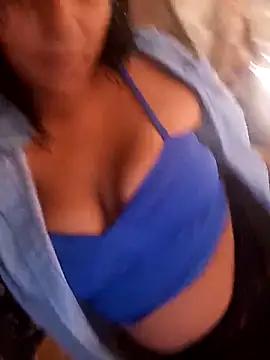 srtsara from StripChat