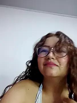 Ssoy_Luciana from StripChat is Freechat