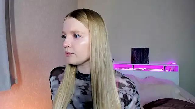 Ssweet_annie from StripChat